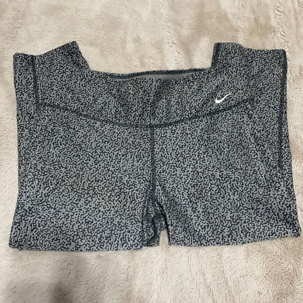 Nike leggings